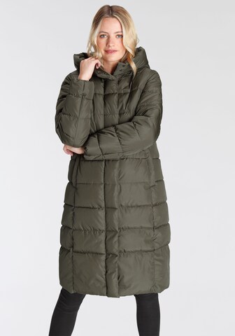 ONLY Winter Coat in Green: front