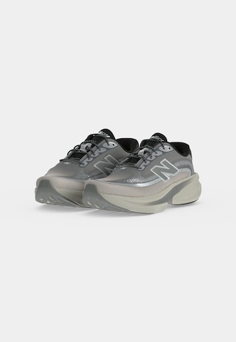 Chaussure de course 'Ellipse v1' new balance en gris