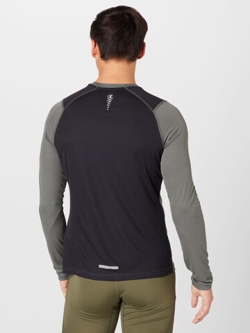 Maglia funzionale di Champion Authentic Athletic Apparel in grigio