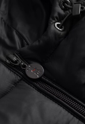 Frieda & Freddies NY Mantel in Schwarz