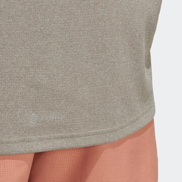 T-Shirt fonctionnel 'Own The Run' ADIDAS PERFORMANCE en gris