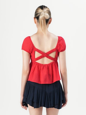 HOLLISTER Bluza | rdeča barva