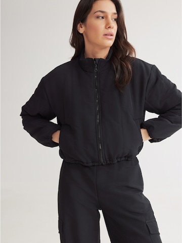 Veste mi-saison 'Lit' 4TAILORS en noir