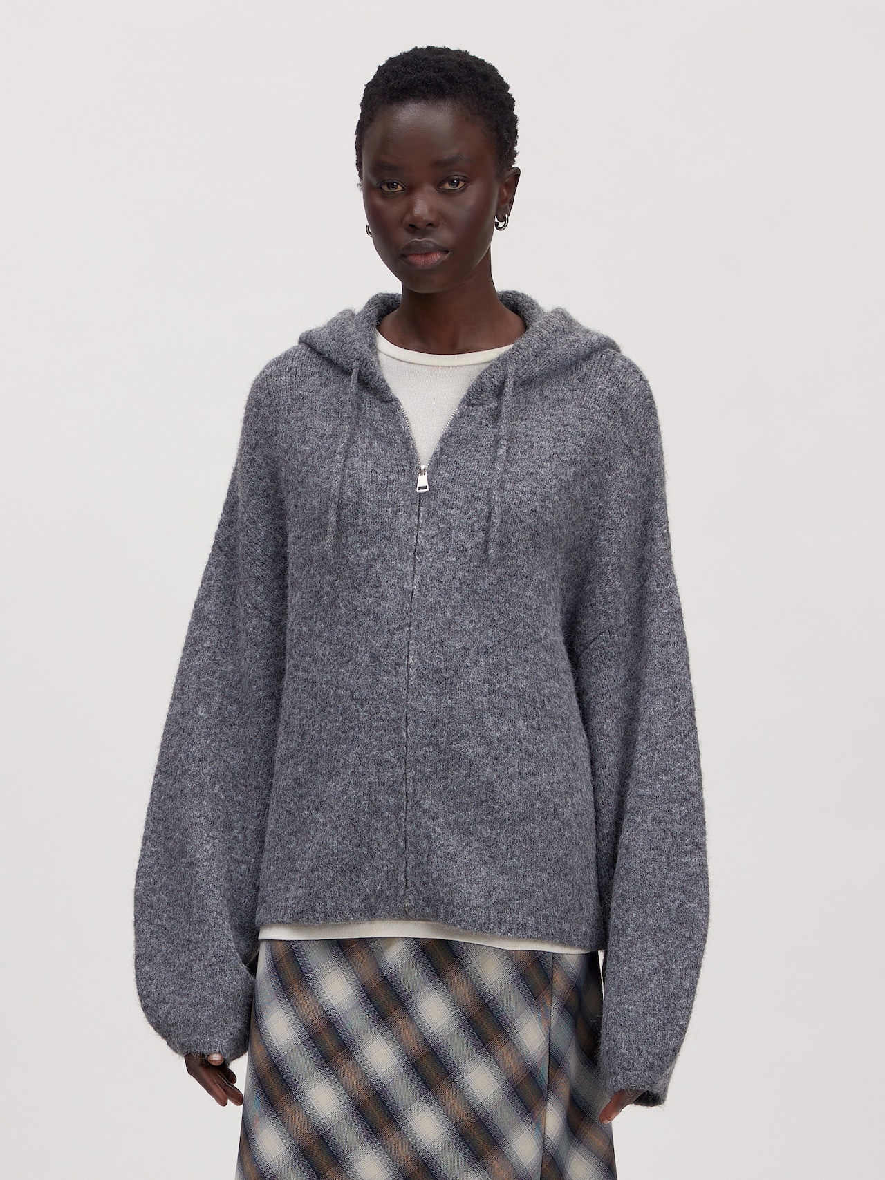 EDITED Produkte Strickjacke 'Isela' dunkelgrau