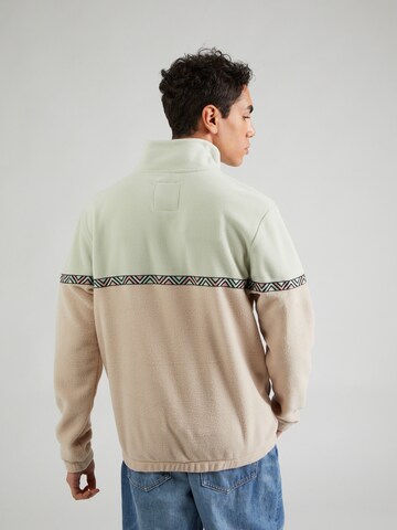 Iriedaily - Regular Fit Sweatshirt 'Monte Noe' em verde