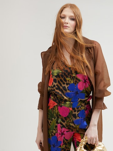 Top di Lola Casademunt in marrone
