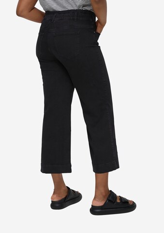 TRIANGLE Wide leg Jeans in Black