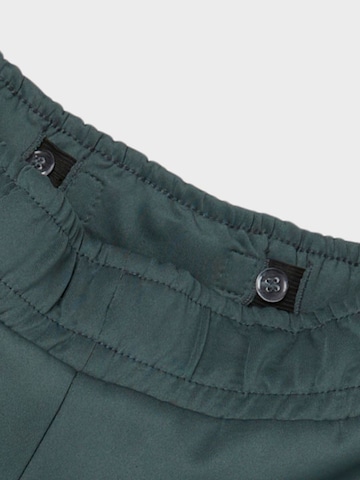 regular Pantaloni 'Nerone' di NAME IT in verde