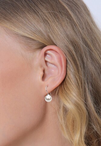 Nenalina Ohrringe in Weiß: Vorderseite