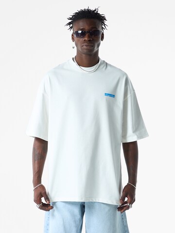 VAMOS CLO Bluser & t-shirts i hvid: forside