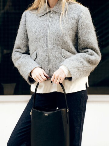 BOSS Демисезонная куртка 'Cafiore1' в Серый