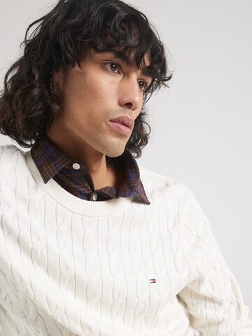 TOMMY HILFIGER Pullover 'Classic' in Weiß