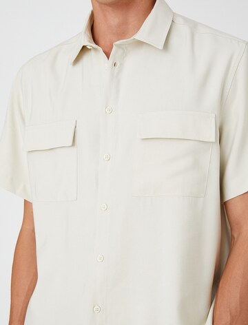 Koton Comfort Fit Hemd in Weiß