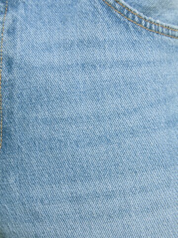 regular Jeans di Bershka in blu