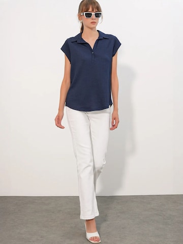 Bigdart Blouse in Blue