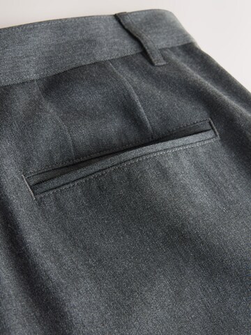 Next Regular Shorts 'Smart' in Grau