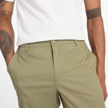 new balance Tapered Broek in Groen