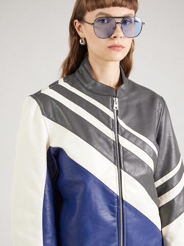 TOPSHOP Between-season jacket in White