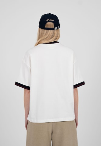 Prohibited - Camiseta 'PMCO' en blanco