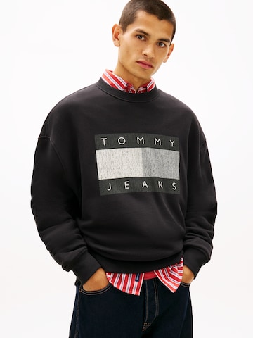Tommy JeansSweater majica '90S' - crna boja: prednji dio