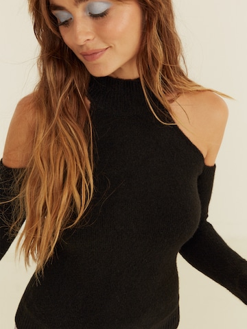 ABOUT YOU x Sofia Tsakiridou Sweater 'Elea' in Black