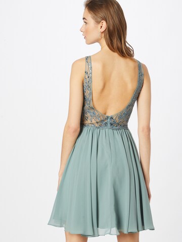 Rochie de cocktail de la Laona pe verde