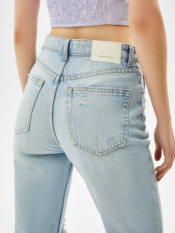 Bershka Regular Jeans in Blau