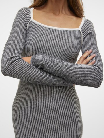 SOMETHINGNEW Strickkleid in Blau