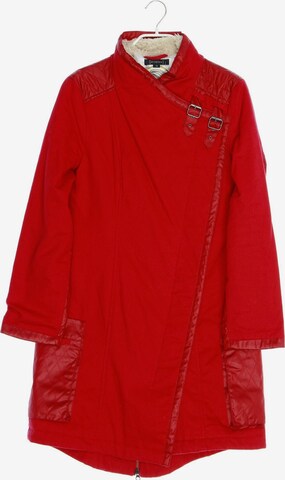 St-Martins Jacket & Coat in M in Red: front