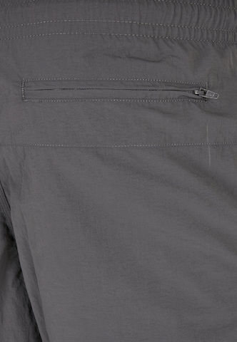 Urban Classics Badeshorts in Grau