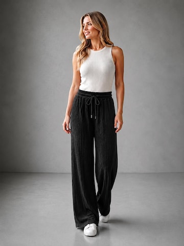 Worldclassca Bootcut Bügelfaltenhose‌‌‌‌‌‌‌ in Schwarz