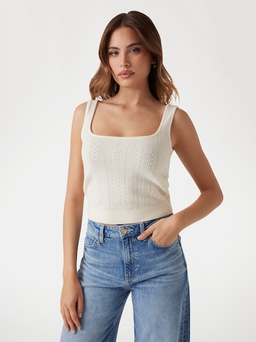 GUESS Top in Weiß: Vorderseite