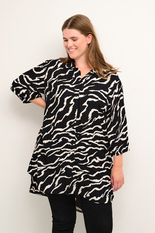 KAFFE CURVE Blouse 'Sonna' in Zwart: voorkant