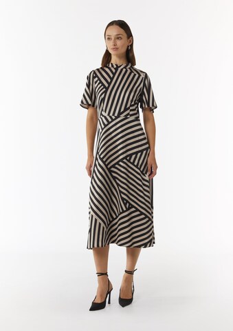Robe COMMA en noir : devant