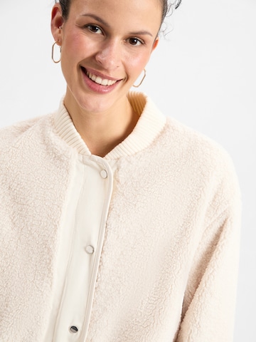 OPUS Between-season jacket 'Helda' in Beige