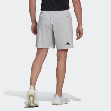 ADIDAS PERFORMANCE Ohlapna forma Športne hlače 'Train Icons 3-Bar ' | siva barva