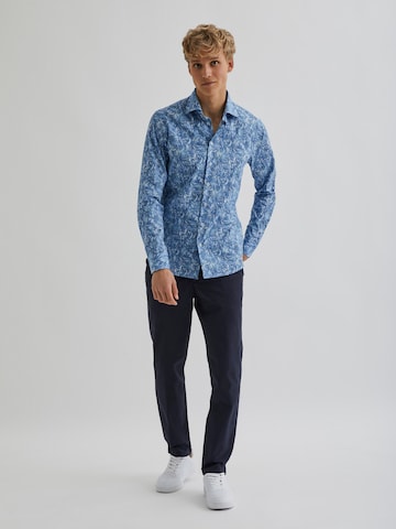 Bertoni Slim fit Button Up Shirt 'Dennis' in Blue