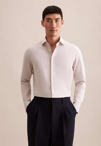 SEIDENSTICKER Slim fit Business shirt in Beige: front