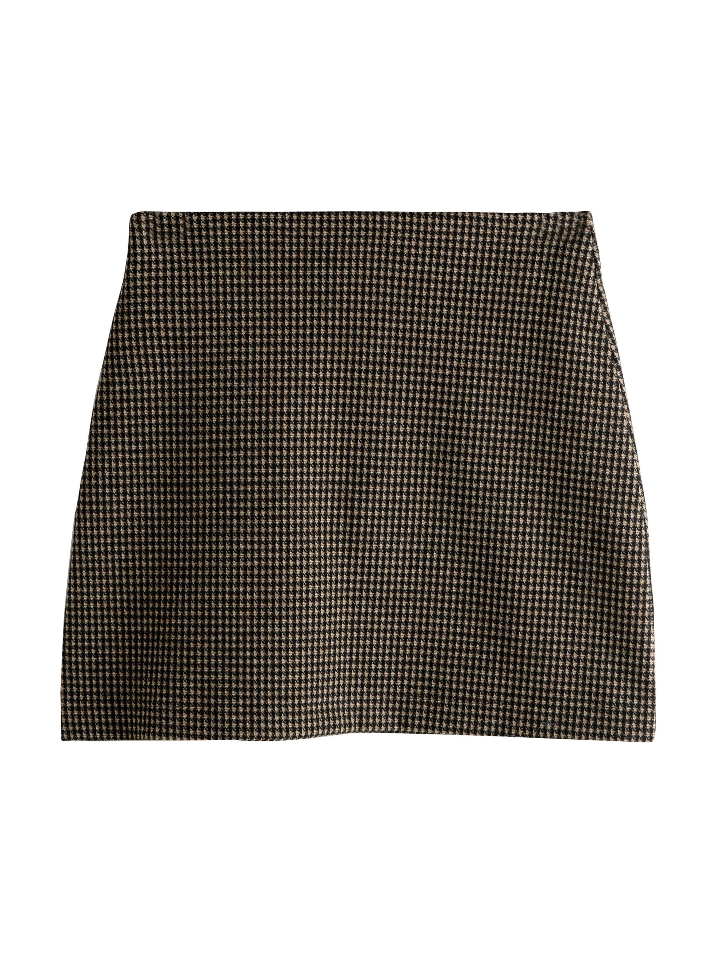 Gonna di Next in nero: frontale