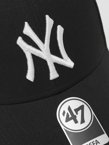 47 - Boné 'MLB New York Ya' em preto