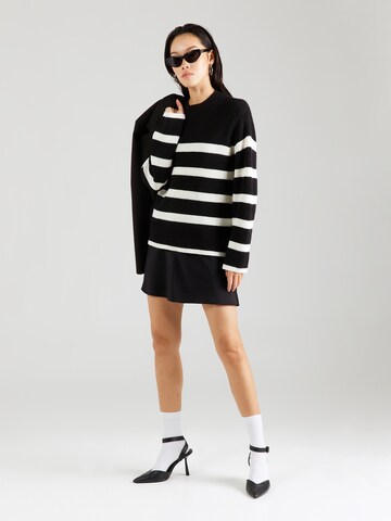 PIECES - Jersey 'Sabina' en negro