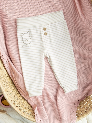 Tapered Pantaloni 'WINNIE THE POOH' de la Cool Club pe alb