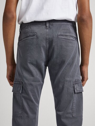 Pepe Jeans Regular Cargohose 'SEAN' in Grau