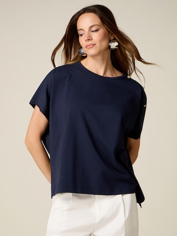 oltre - Camiseta en azul: frente