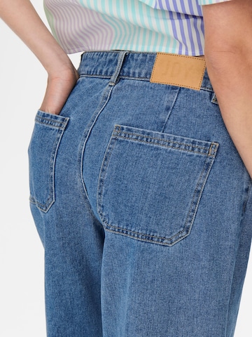 JDY Loosefit Jeans 'Celia' i blå