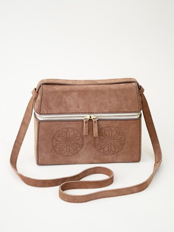 ALICE Designs Bag 'The Heirloom Bag' in Brown