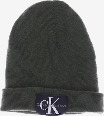 Calvin Klein Jeans Hut oder Mütze One Size in Grün: predná strana