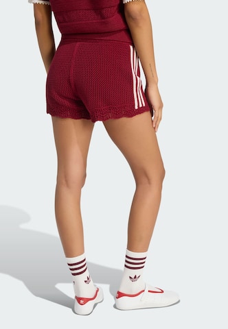 Regular Pantalon 'Resort' ADIDAS ORIGINALS en rouge