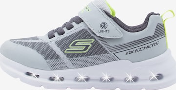 SKECHERS Sneakers in Grijs: voorkant