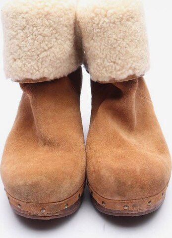 UGG Dress Boots in 41 in Brown